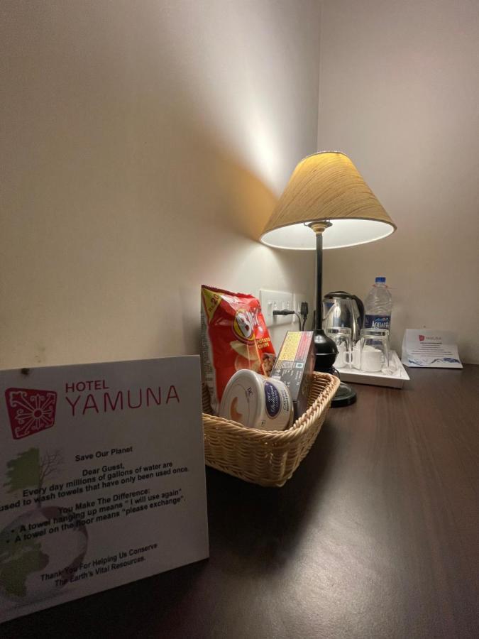 Hotel Yamuna Adur Extérieur photo